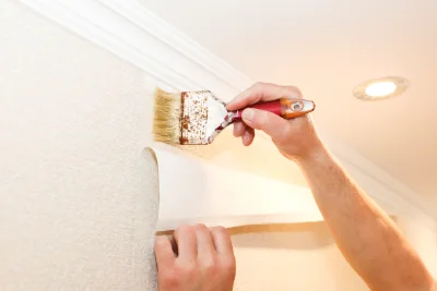 Pose de papier peint à Bezolles — revêtements muraux et toiles de verre